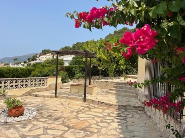 Authentic Groundfloor Apartment In Beautiful Villa, خافييا المظهر الخارجي الصورة