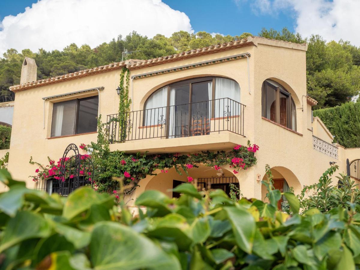Authentic Groundfloor Apartment In Beautiful Villa, خافييا المظهر الخارجي الصورة